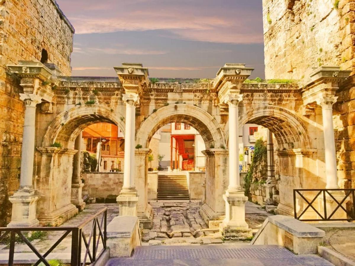 Kaleici Hotel Анталия Екстериор снимка